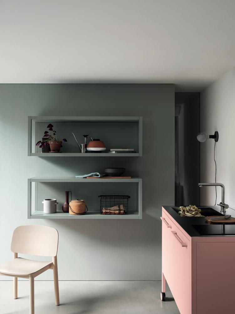 Frame Kitchen, abbinamento colori verde salvia e rosa - Foto: Fantin