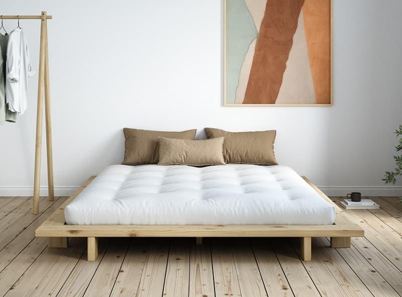 Il letto basso Japan Bed Karup Design di Vivere Zen