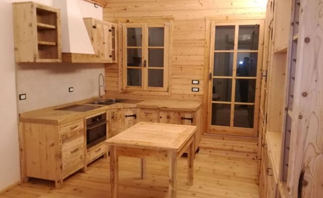 Cucina in legno mini casa prefabbricata S.V. Mini House