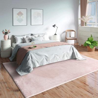 Tappeto camera da letto Olivia da Amazon rosa