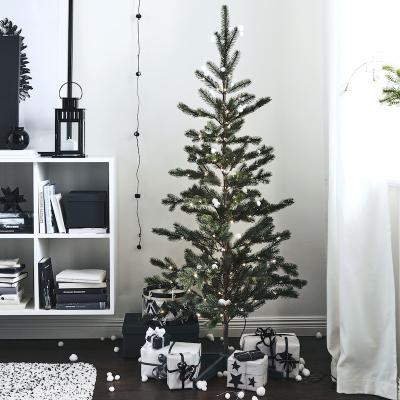 Albero di Natale con lucine incorporate di Ikea