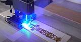 Incisore laser per legno LaserPecker su insegna