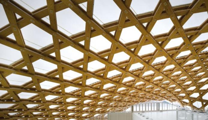 Grande struttura in legno lamellare, by Binderholz