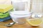 Togliere le macchie dai vasi di terracotta con bicarbonato o limone