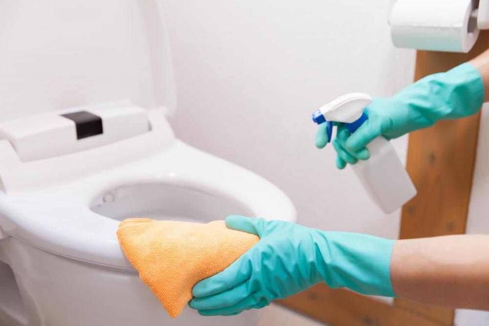 Bicarbonato, igienizzante per pulire i sanitari