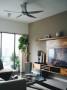 Ventilatore a soffitto nel living - foto Unsplash