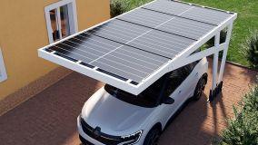 Installazione pensilina auto fotovoltaica