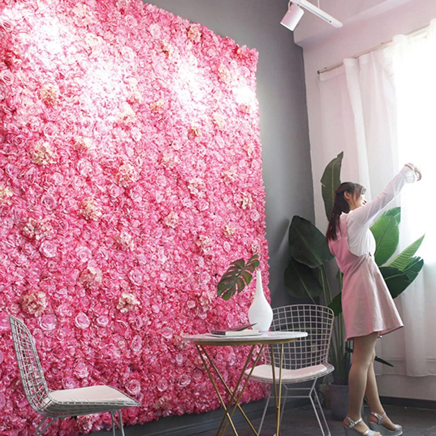 Hionre: parete decorata con pannelli di fiori finti