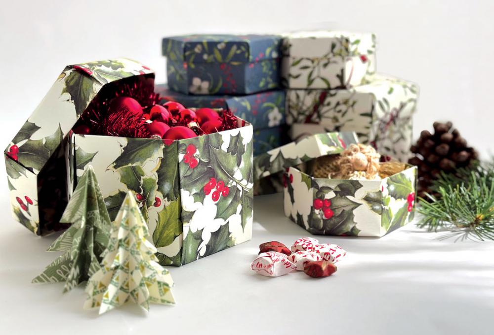 Decorazioni natalizie: origami in carta - Foto: Tassotti
