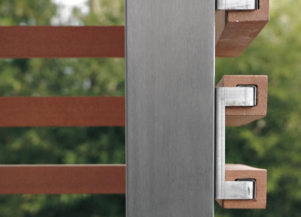 Particolare del montaggio dei listelli frangisole Quadrello di Sannini Impruneta