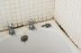 Come prevenire muffa in un bagno cieco, da dbsbathrooms.co.uk 