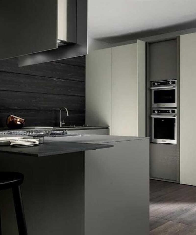 Modulnova MH6 con top in laminato HPL