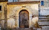 Edificio storico urgentemente bisognoso di restauro. Foto Pixabay