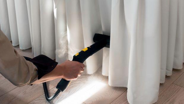 Come pulire le tende di casa senza toglierle?