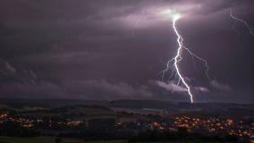 Come proteggere gli elettrodomestici dagli sbalzi di tensione