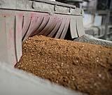 Miscelazione delle materie prime per la produzione del cemento, by Cementi Rossi