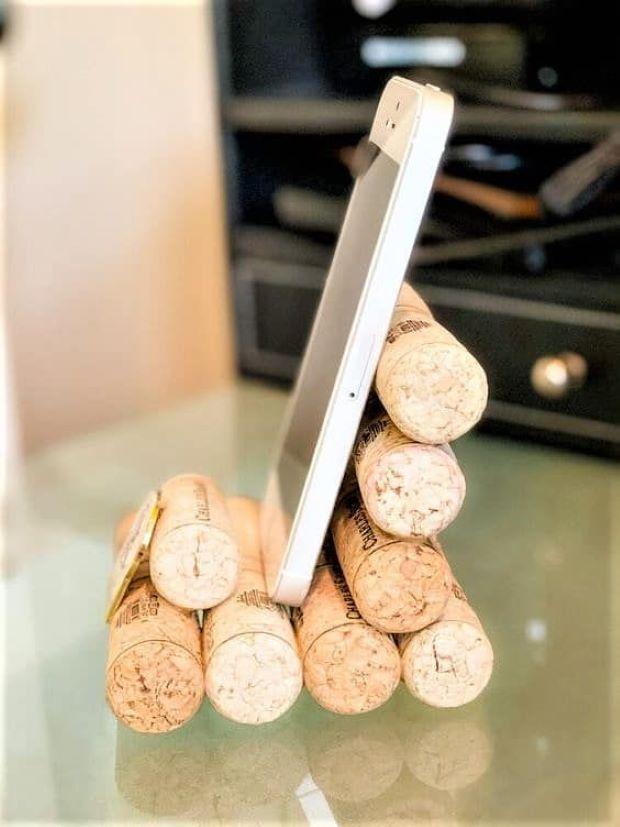 Cork Cell Phone Holder. Photo by Pinterest