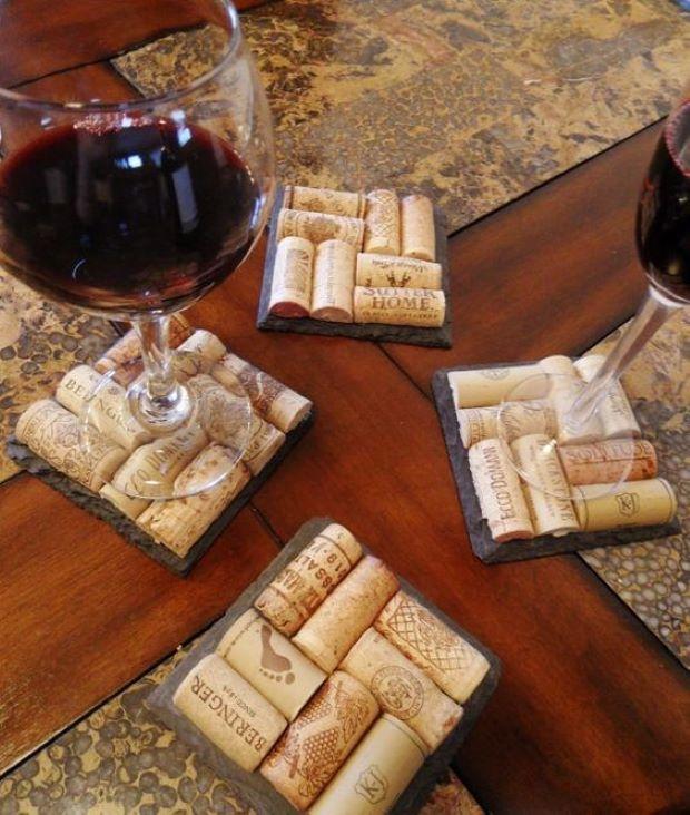 Coasters made of cork on a slate base. Photo by Pinterest