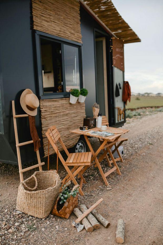 Exterior of a tiny mobile house - Photo Pexels