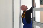 Montaggio di un controtelaio per porta scorrevole in cartongesso - Eclisse