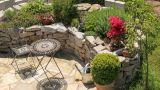 Progettare giardino sostenibile: tecniche, materiali e consigli