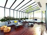 Veranda esterna con vetrata