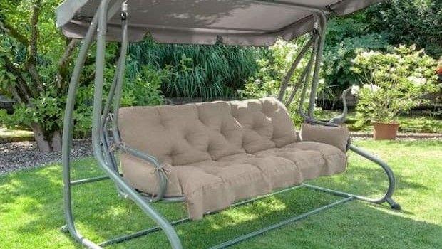 Cuscini per dondolo da giardino: come sceglierli tra comfort e design