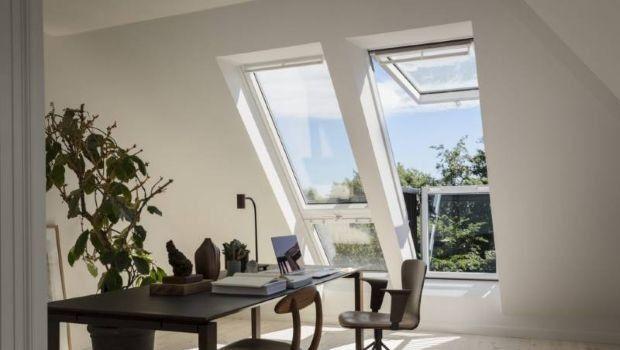 Aprire il tetto alla luce: finestre balcone e soluzioni su misura per la mansarda