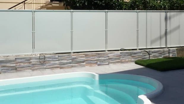 Come curare recinzioni in lamiera 