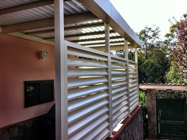 Come illuminare una tettoia 