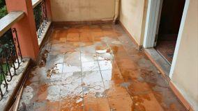 Come evitare ristagni d'acqua sui balconi e terrazze