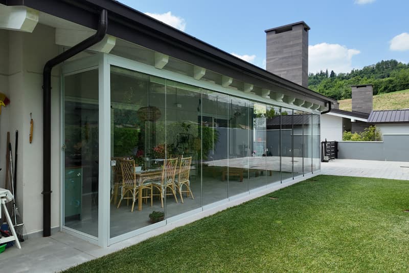 sistema vetrate panoramiche scorrevoli