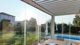 Pergole con vetrate: come vivere gli spazi esterni in ogni stagione