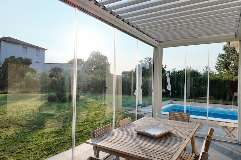 pergole con vetrate: una scelta di stile