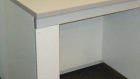 Come realizzare un banco da lavoro pieghevole per piccoli spazi