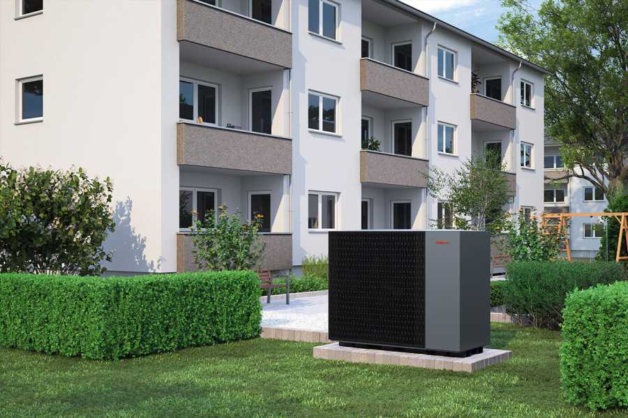 Impianto VMC esterno su condominio