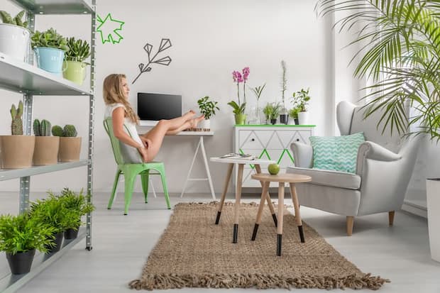 donna in home office