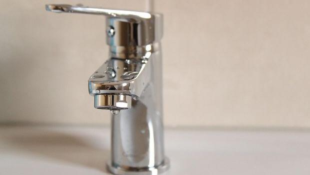 Sicurezza idrica con i sistemi anti-perdita domestici: prevenire gli allagamenti con la tecnologia