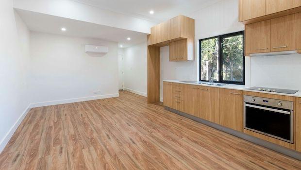 Come eliminare il rumore da calpestio con i pavimenti flottanti antivibrazione