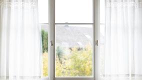 Pellicole idrofile anticondensa: finestre sempre trasparenti anche con alta umidità