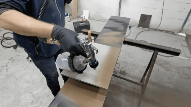 Applicazione a spruzzo ioni di rame - foto VeroMetal® International BV