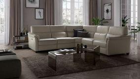 Divani angolari moderni e smart: comfort, design e tecnologia per il living