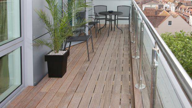 Pavimentazioni sopraelevate da esterno su guaina bituminosa