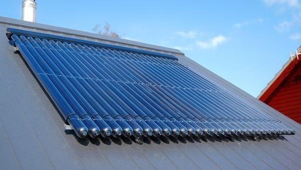 Pannelli solari termici sottovuoto: come funzionano e perché rendono di più in inverno