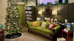 Spazi piccoli e ospiti a Natale: come organizzare la casa per accogliere tutti
