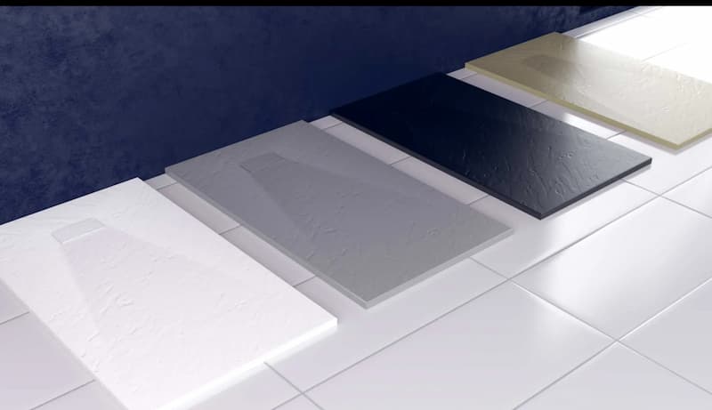 Piatti doccia in vetroresina