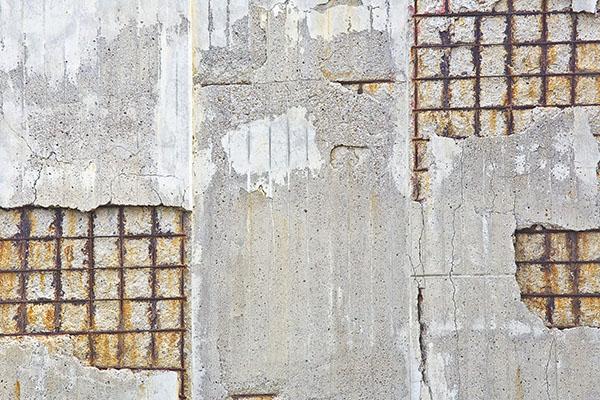 Calcestruzzo bisognoso di manutenzione urgente. Foto Getty Images