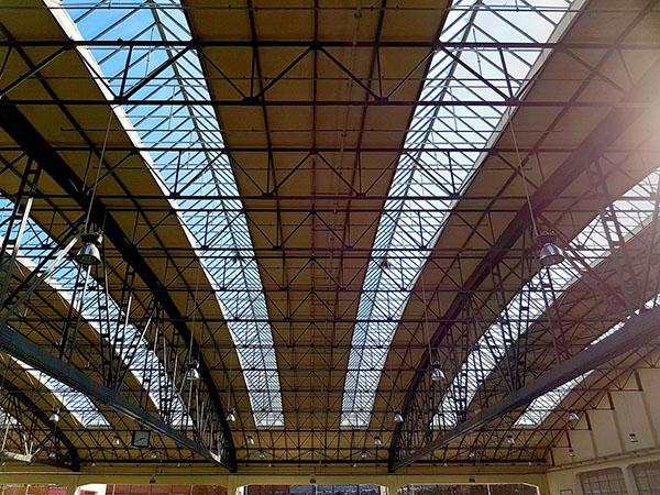 Travi reticolari assemblate anche con profili a C ed L. Foto Pixabay