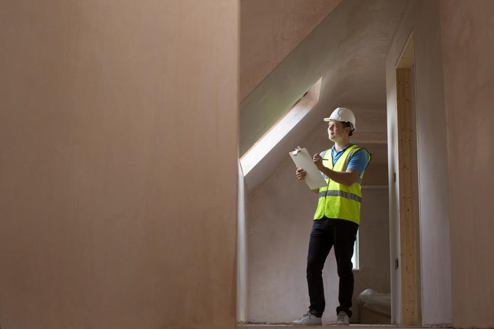 La consulenza di un tecnico &egrave; fondamentale per individuare i rumori notturni. Foto IStock