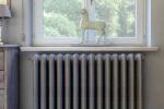Termosifone collocato sotto la finestra - foto pinterest